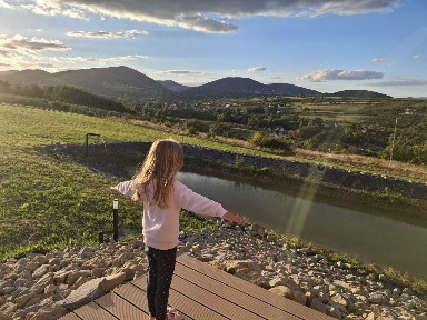 Drewniany dom w górach, sauna fińska, prywatny staw, Beskid Wyspowy, okolice Limanowej, Nowego Sącza, wynajem długoterminowy