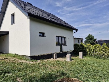 Sprzedam Dom jednorodzinny Radlin-Wodzisław Śląski z piękną działką.