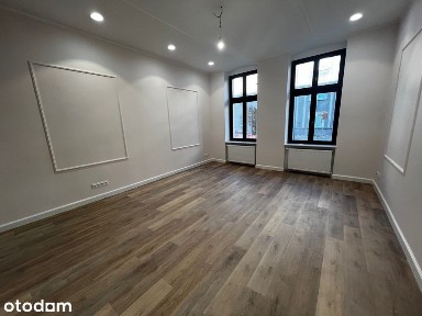 Lokal biurowy/Gwarna 6/ odresturowana kamienica