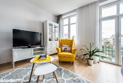 WYSOKIE 4 pok KAMIENICA* WIDOK NA RZEKĘ* 3-stronne* BALKON* SKM 7 min!