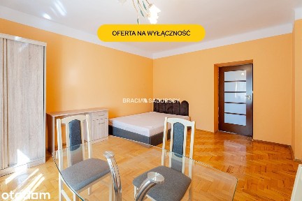 os. ogrodowe, 2pok z osobną kuchnią, 2500 zł