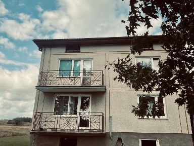 Wynajmę piętro w domu piętrowym przy trasie S17