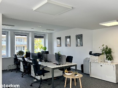 Biuro do wynajęcia - 195,63m², ul. Krucza 16/22