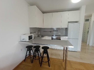 Mieszkanie 55m2 - duży balkon 20m2 15 min od Centrum 3 pokoje.