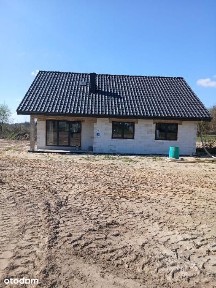 Dom wolnostojący 127,5 m2 w wykonaniu Eelewacja-elektryka-Tynki