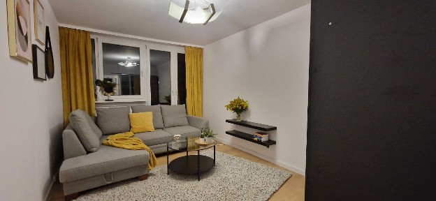 Wynajmę 3 pokojowe mieszkanie przy Uniwersytecie Ekonomicznym, w pobliżu centrum,Wrocław