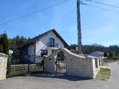 Dom na sprzedaż