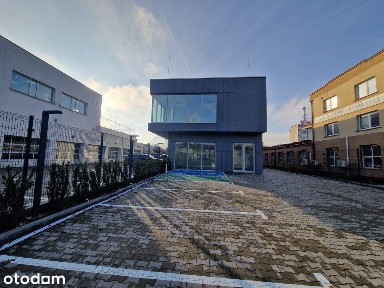 Cały budynek do wynajęcia na Bielanach 773 m2.