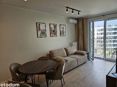 Nowe 33m Premium | 2 Pokoje | Klimatyzacja | Metro 150m | Duże Szafy
