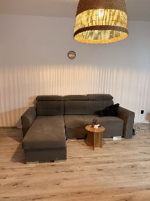 Duza kawalerka, zwykla umowa, wszytko w cenie centralne ogrzewanie