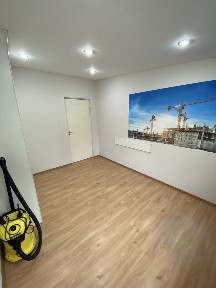 Biuro z parkingiem Tama Pomorzańska