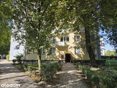 Mieszkanie/kawalerka 28 m2 do remontu z balkonem