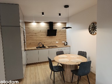 Do wynajęcia 3-pok apartament z dużym tarasem przy ul. Pomorska 74