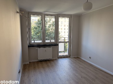 Trzypokojowe mieszkanie z balkonem w Targówku