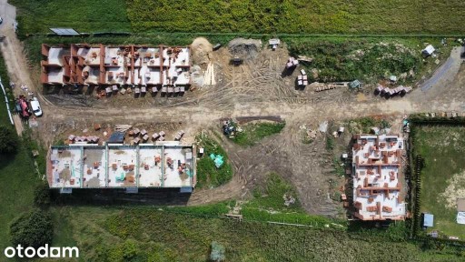 Mieszkanie 4 pok. komórka, m. postojowe, balkon