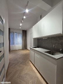 Nowoczesna kawalerka/ w ścisłym centrum ul. Chocimska/ Klimatyzacja