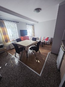 Mieszkanie dwupoziomowe dla studentów, bez czynszu