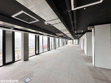 Nowoczesny obiekt usługowo-biurowy, do wynajęcia 4000 m2!