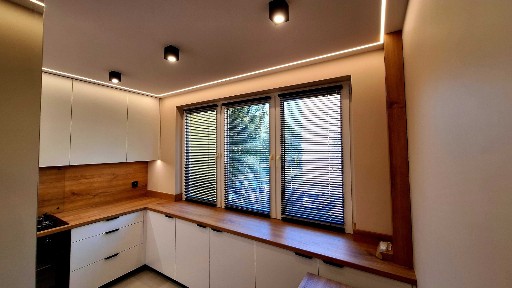 #NOWA KAWALERKA DO WYNAJECIA#- *BALKON*- 1 Piętro-Zawiercie Ul. Paderewskiego-Centrum.
