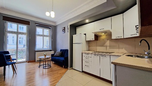 Mieszkanie 2-pokojowe na 1 piętrze | centrum | zmywarka | Balkon