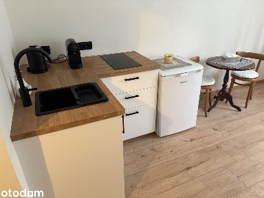 Kawalerka 19,5 m² | Świeżo po remoncie | Bezpośrednio