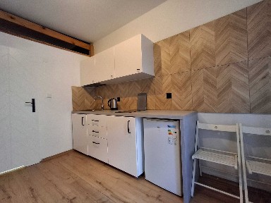 Kawalerka z Antresolą, Stare Podgórze, Limanowskiego, Od zaraz, Niskie oplaty