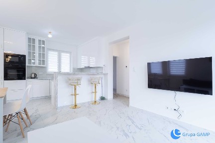 3 niezależne pokoje + salon | 136 m2 | Dom Bibice