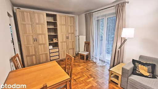 Mieszkanie z balkonem w kamienicy na Mokotowie
