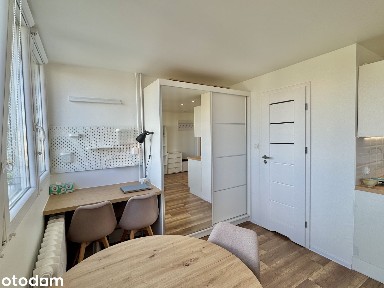 Odnowiona kawalerka 24 m² z widokiem na Sky Tower - ul. Gajowicka 72