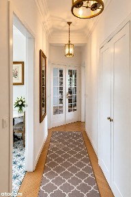 Al. Waszyngtona | Kamienica z lat 30. | Winda | Balkon | 52 m²