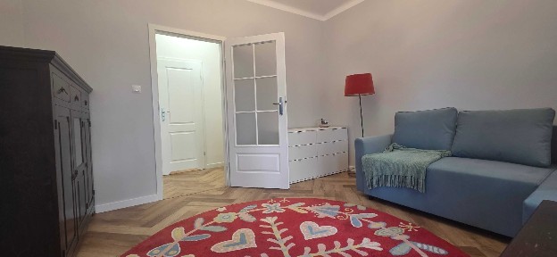42 m² po remoncie | 2 pokoje | parking w cenie | Flisa