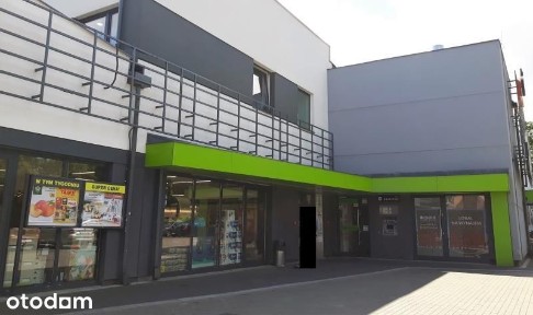 Lokal z duzą witryną obok Biedronki, Szkoły Tańca