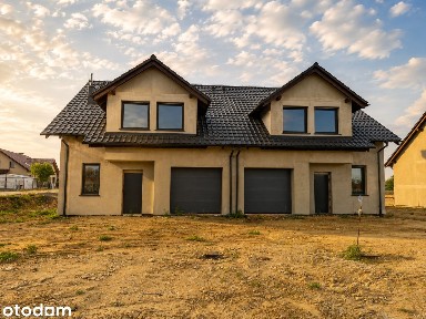 Bliźniak z widokiem na panoramę Lubina