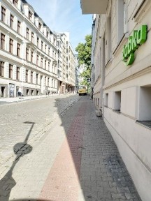 Niesamowite miejsce Centrum 3 pokoje, 60 m parter klimatyzacja bliziutko Galerii Stary Browar parkingi kosmetyka fryzjer showroom sklep internetowy