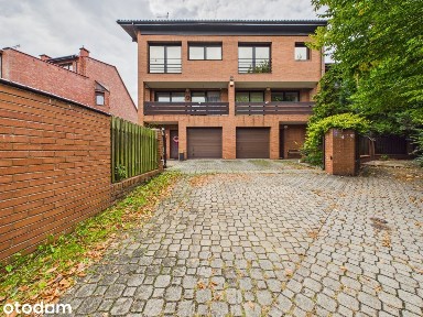 Skrajny szereg | 216m² | Opt | Wełnowiec