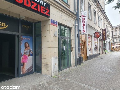 Lokal na wynajem z witryną i parkingiem