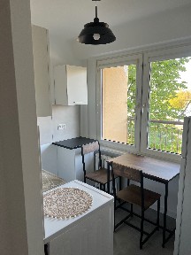 wynajmę atrakcyjną kawalerkę z dużym balkonem po generalnym remoncie w centrum Mielca