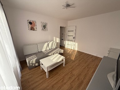 Ładna, słoneczna kawalerka po remoncie - 29m², osiedle Ustronie
