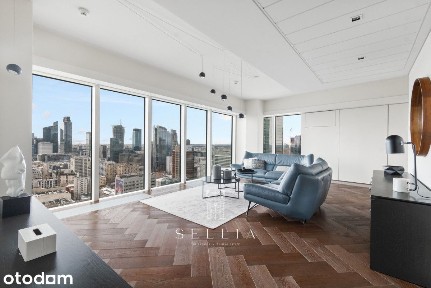 Apartament z widokiem na panoramę, Złota 44