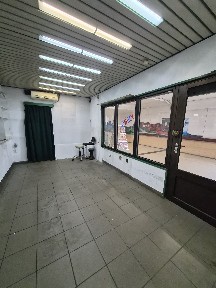 Lokal handlowy wynajem sprzedaż