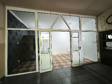 Wynajmę lokal usługowy-handlowy w rynku