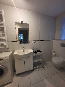 trzypokojowe, atrakcyjne mieszkanie na Jeżycach- Ogrody 3000,00 zl