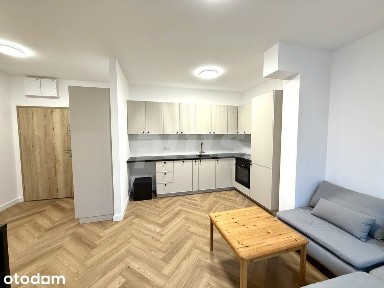 Apartament, 2 pok, balon, winda, 2m.postojowe