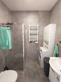 Słoneczna kawalerka / Studio flat / Katowice centrum w pobliżu Plac Sejmu Śląskiego (ENG)