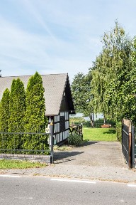 DOM z linią brzegową jeziora pod Poznaniem nad jeziorem Strykowskim unikalne miejsce premium do zamieszkania i wypoczynku wielkopolskie mazury