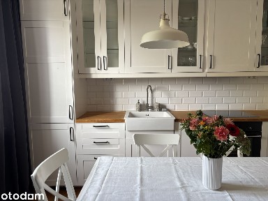 Saska Kępa | Odnowione | Klimatyzacja | 2 pokoje | Garderoba | Balkon