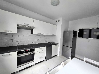GRABISZYŃSKA, 2 POKOJE + OSOBNO KUCHNIA, 46 m2, duży balkon, dostępne od zaraz, możliwość domeblowania