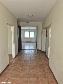 Lokal na działalność 130 m2