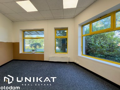Lokal z witrynami 79 m², Idealny na gabinet, biuro lub usługi | Parter