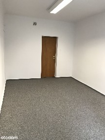 Lokal biurowy w bloku z windą i monitoringiem